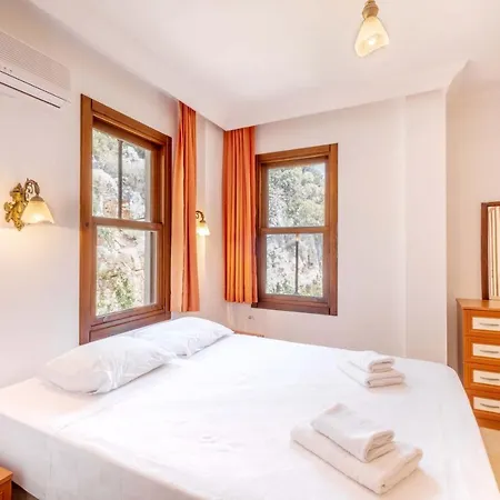 Kybele Sea View Daire *